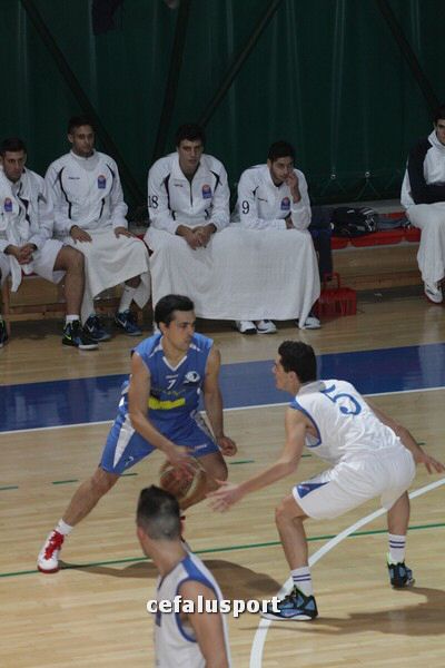 111218 sport 205_tn.jpg